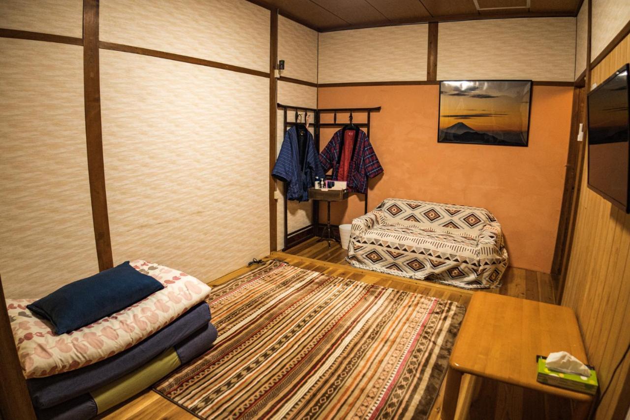 Guest House Tokiwa Фуджиномия Екстериор снимка